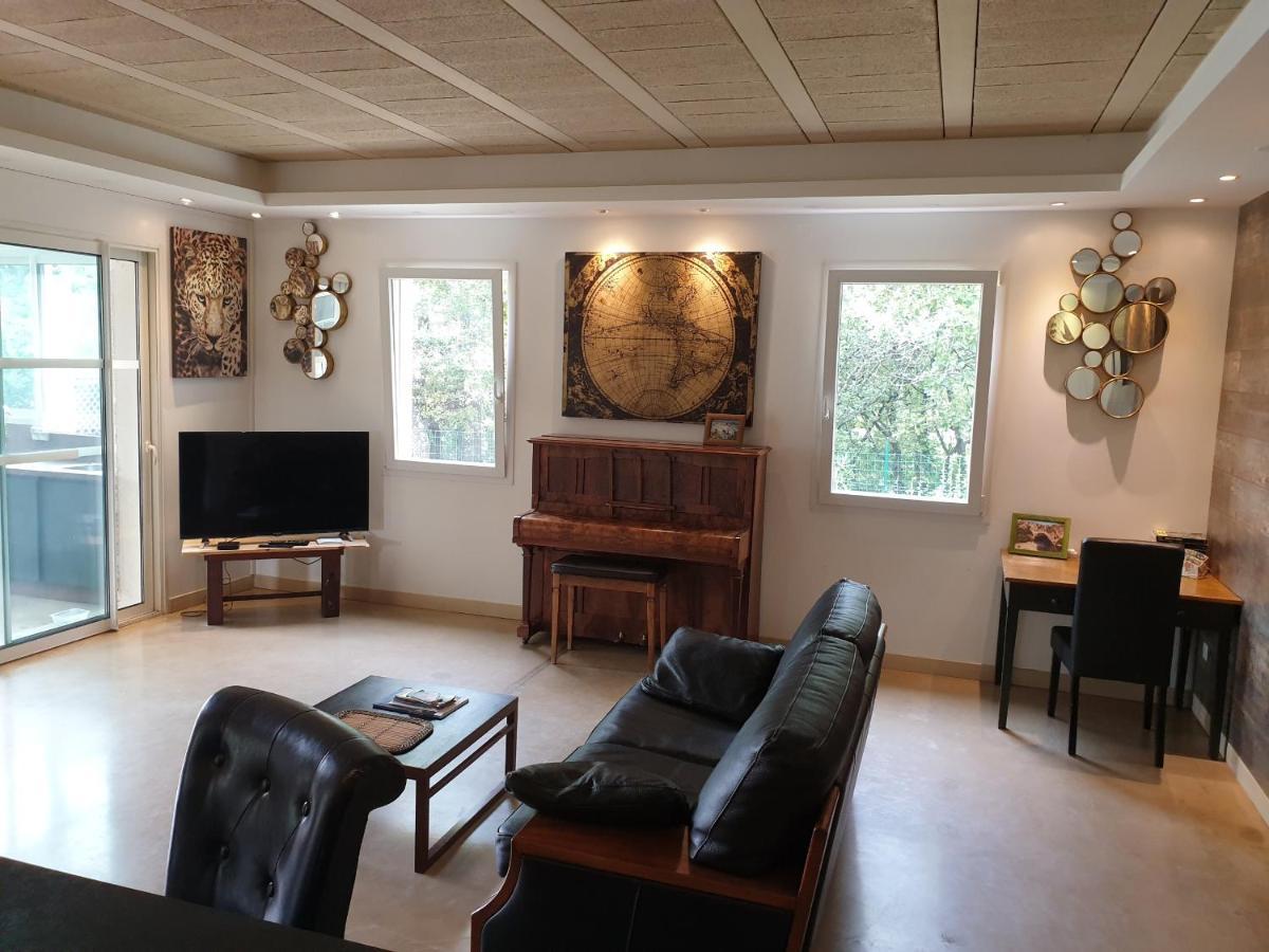 Le Clos Du Grand Chene - 4 Etoiles - Holiday home Saint-Marcel-d'Ardeche